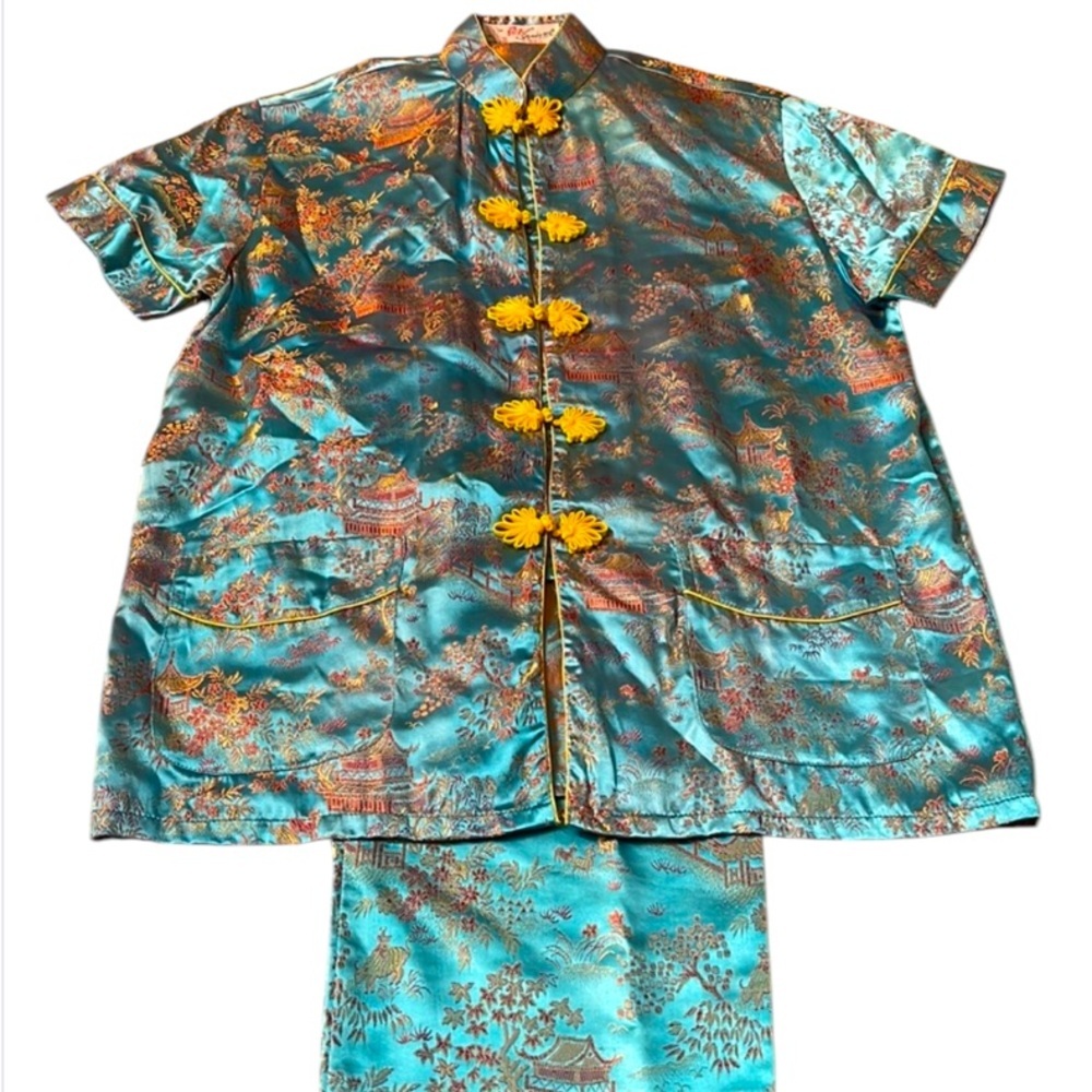 SOLZ SQUIRREL ⭐️  satin pajama set